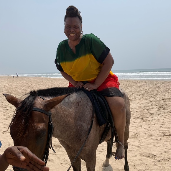 Meet your Posher, LadyMirella - Picture 6 of 16